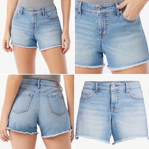 ☀️ Sofía Jeans By Sofia Vergara, Líla, Mid Rise, Hi-Low, Jean Shorts